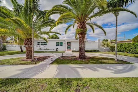 2040 SW 80th Ct, Miami, FL 33155