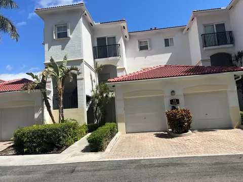3235 NE 184th St #11102, Aventura, FL 33160