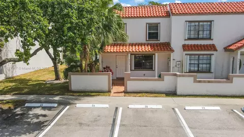 9415 NW 42nd St #9415, Sunrise, FL 33351