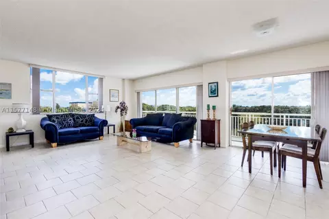 3800 Hillcrest Dr #401, Hollywood, FL 33021