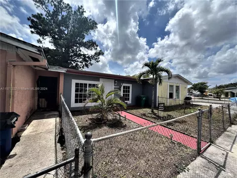 21303 NW 39th Ave, Miami Gardens, FL 33055