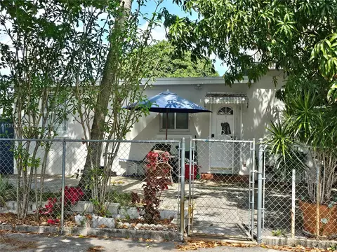4295 NW 168th Ter, Miami Gardens, FL 33055