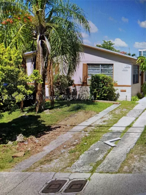 3094 Carter St, Miami, FL 33133