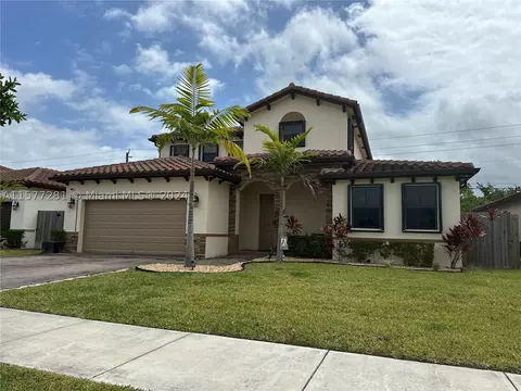 211 SE 27th Ter, Homestead, FL 33033