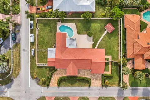 2740 SW 110 Th Ave, Miami, FL 33165