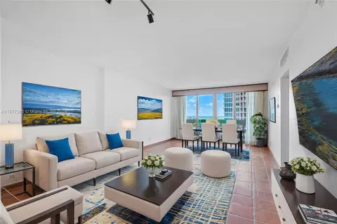 90 Edgewater Dr #908, Coral Gables, FL 33133