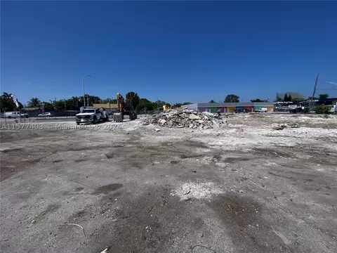 280 NW 79th St, Miami, FL 33150