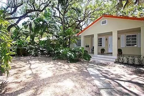 4120 Lybyer Ave, Miami, FL 33133