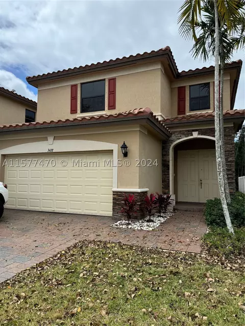 3428 W 86th Ter, Hialeah, FL 33018