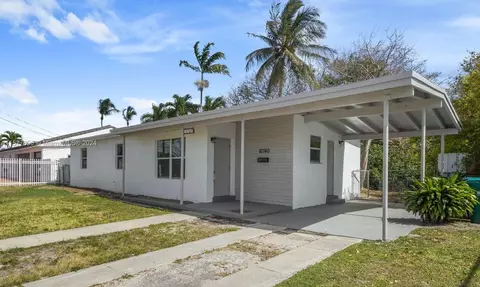 10740 SW 43rd Ln, Miami, FL 33165