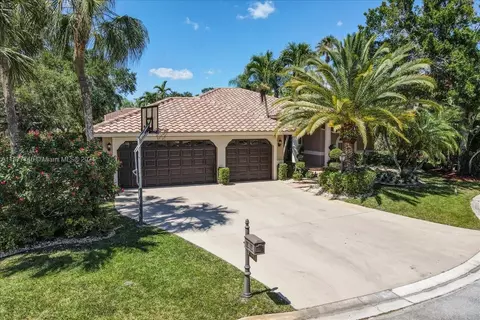 5643 NW 101st Dr, Coral Springs, FL 33076