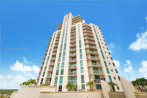 9055 SW 73rd Ct #901, Miami, FL 33156