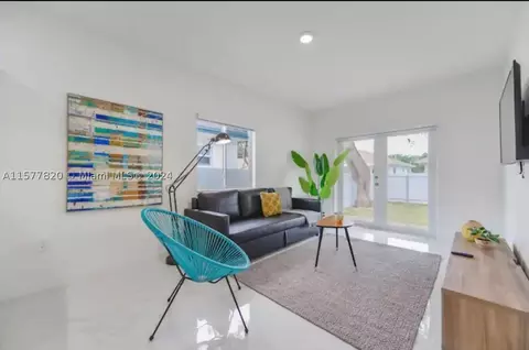 8756 NW 22 Ct, Miami, FL 33147