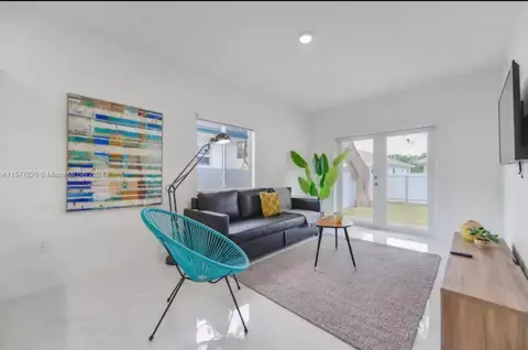 8756 NW 22 Ct, Miami, FL 33147