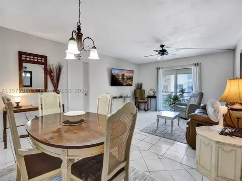 17090 NE 14th Ave #202, North Miami Beach, FL 33162