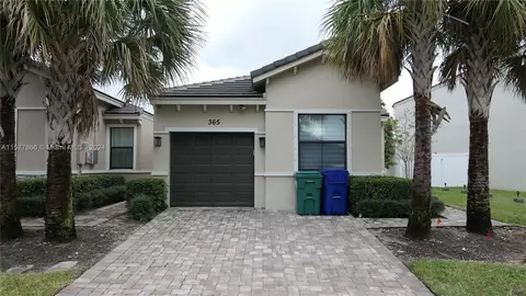 365 NW 33rd Ln, Pompano Beach, FL 33069