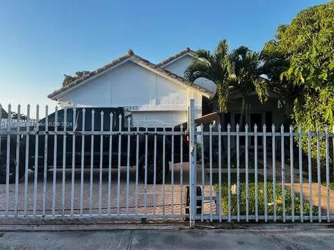 15007 SW 60th St, Miami, FL 33193