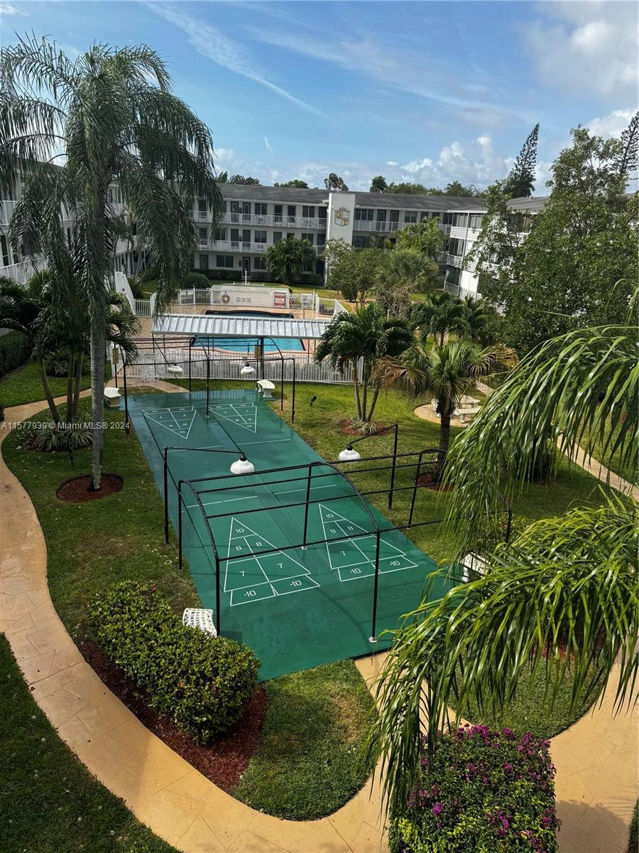 15610 NE 6th Ave Unit 40C  