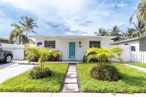 1469-1471 NW 10th St, Dania Beach, FL 33004