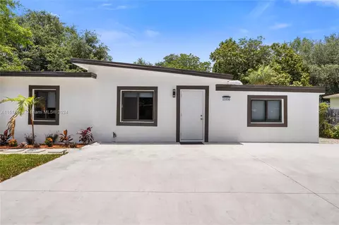 13550 NW 5th Ave, North Miami, FL 33168