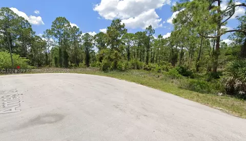 509 Ames Ct, Lehigh Acres, FL 33974