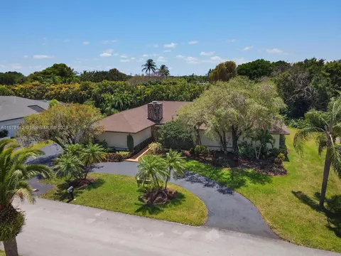 7740 SW 181st Ter, Palmetto Bay, FL 33157