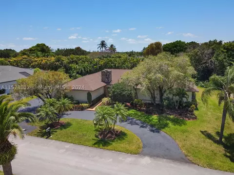7740 SW 181st Ter, Palmetto Bay, FL 33157