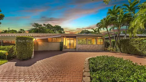 285 E Shore Dr E, Miami, FL 33133