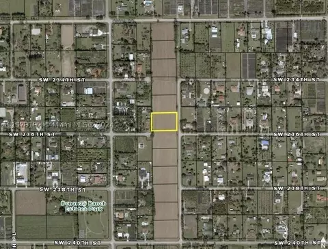 23480 SW 209th Pl, Homestead, FL 33031