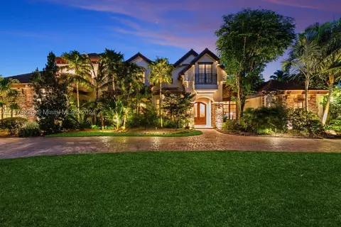 12301 Vista Ln, Pinecrest, FL 33156