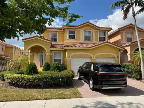 13804 SW 114th Ter, Miami, FL 33186