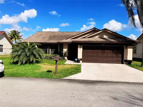 7182 NW 80th Way, Tamarac, FL 33321