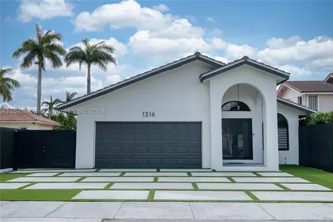 1316 SW 139th Pl, Miami, FL 33184