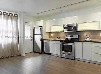 525 Meridian Ave #302, Miami Beach, FL 33139