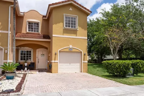 2043 SE 3rd St #0, Homestead, FL 33033