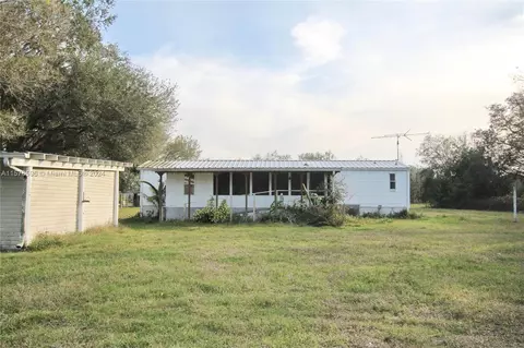 3761 NW 165th Ct, Okeechobee, FL 34972 photo 4