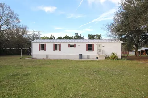 3761 NW 165th Ct, Okeechobee, FL 34972 photo 2