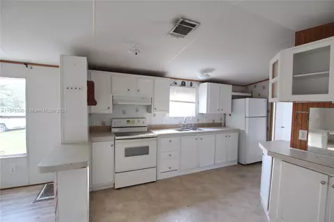 3761 NW 165th Ct, Okeechobee, FL 34972 photo 11