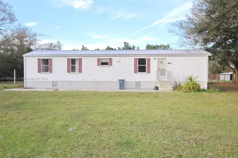 3761 NW 165th Ct, Okeechobee, FL 34972 photo 3