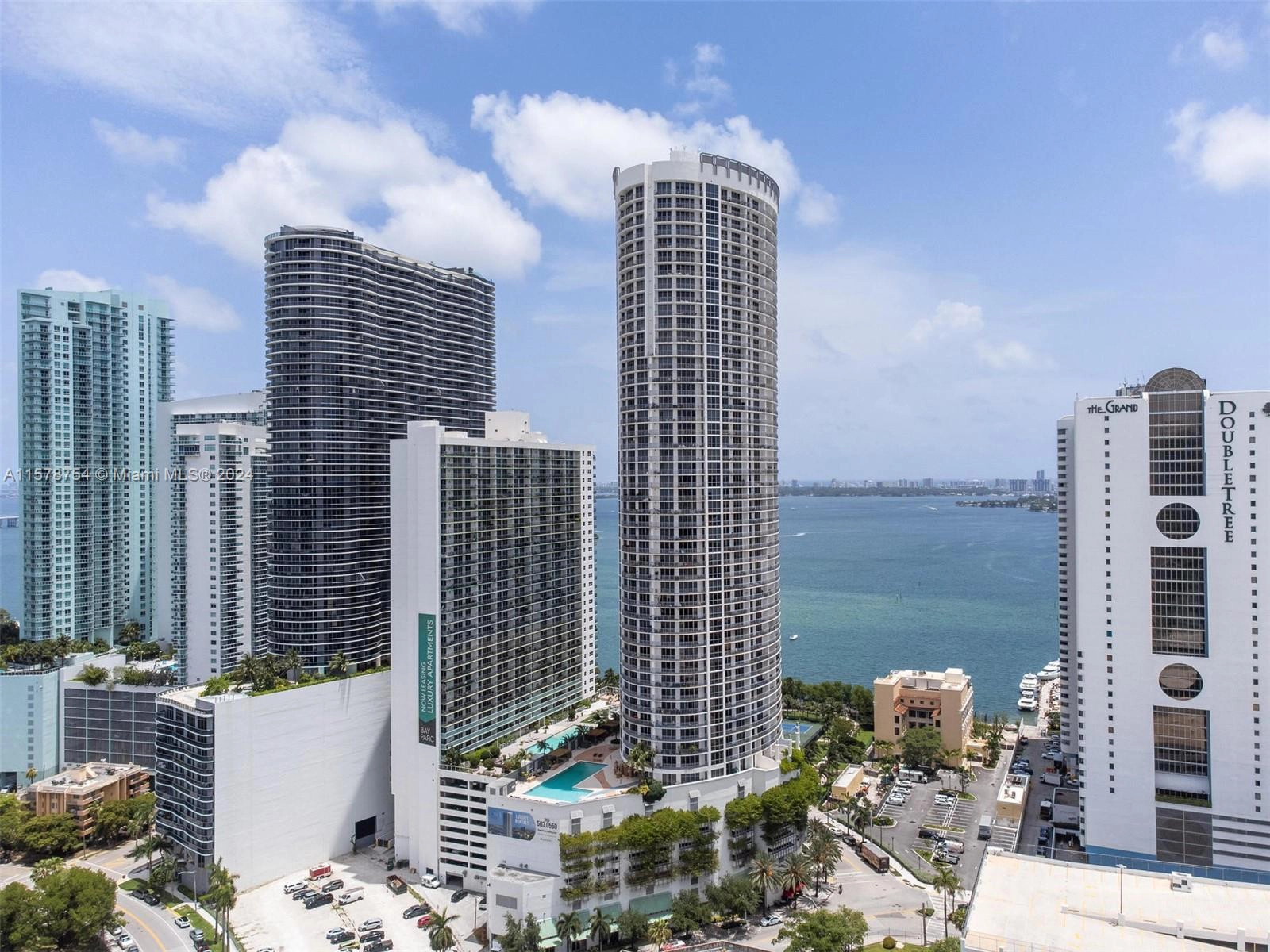 1750 N Bayshore Dr Unit 1811  