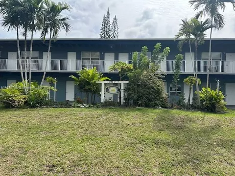 16851 NE 21 Ave #21, North Miami Beach, FL 33162