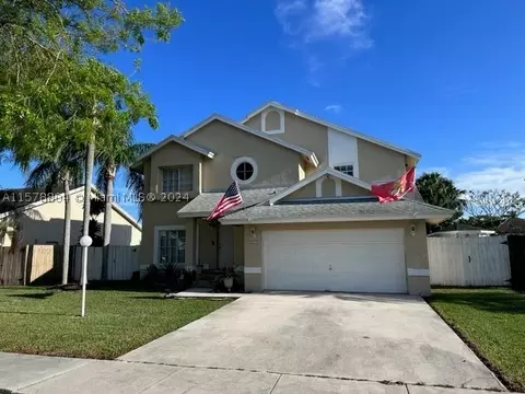 9772 SW 220th St, Cutler Bay, FL 33190