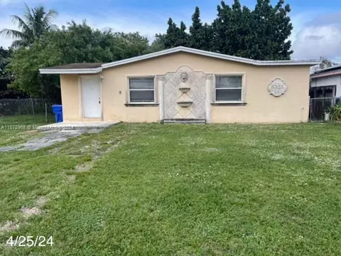 6353 Jefferson St, Hollywood, FL 33023