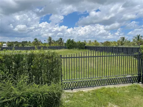 19765 SW 326th St, Homestead, FL 33030
