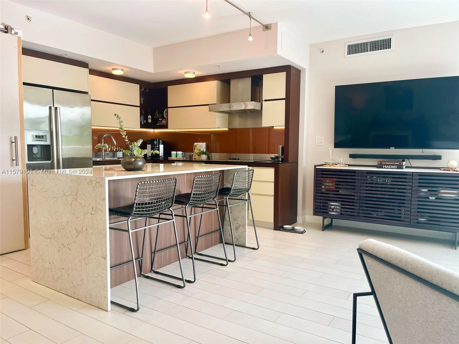 2155 Washington Ct Unit 307