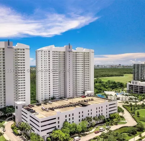 14951 Royal Oaks Ln #2204, North Miami, FL 33181