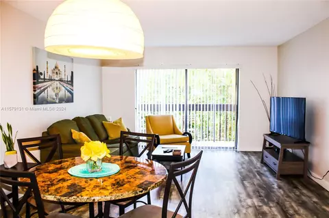 2050 N Congress Ave #203, West Palm Beach, FL 33401