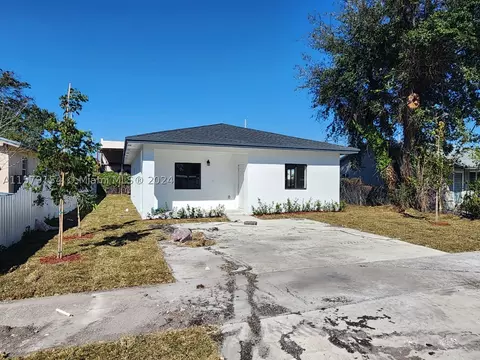 2967 NW 48 Ter, Miami, FL 33142