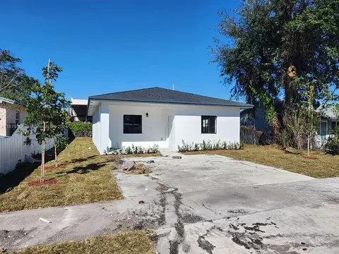 2967 NW 48 Ter, Miami, FL 33142