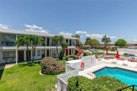 1100 Atlantic Shores Blvd #303, Hallandale Beach, FL 33009